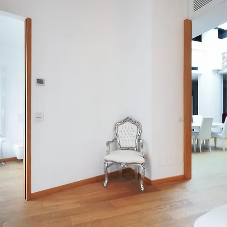 Mercanti Suites Version Apartamento Milão